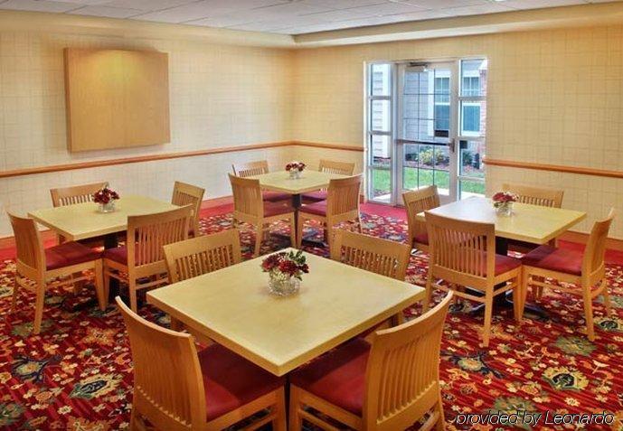 Residence Inn Mt. Laurel At Bishop'S Gate Mount Laurel Restaurant foto